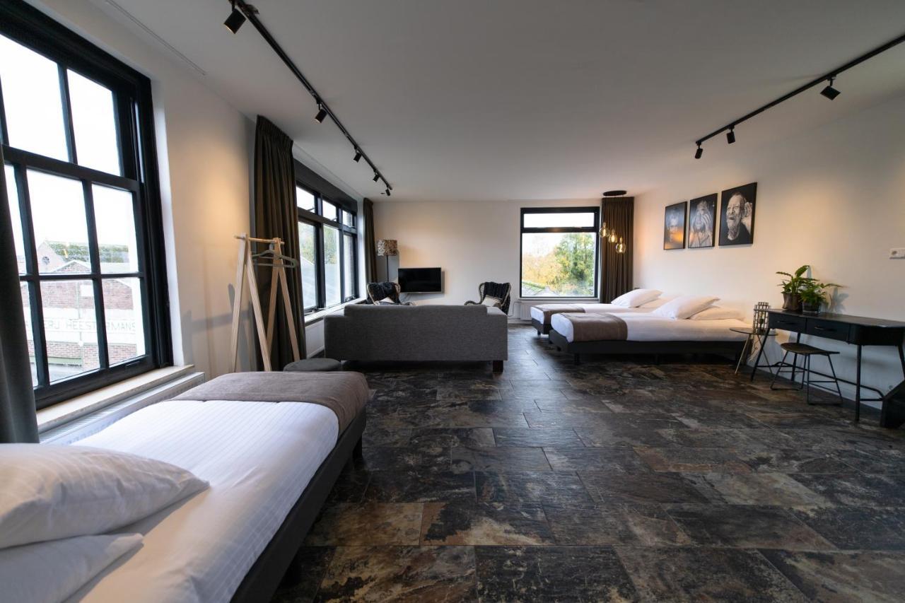 Hotel-Restaurant "Lely" Oude-Tonge エクステリア 写真