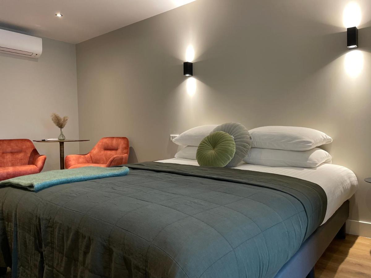 Hotel-Restaurant "Lely" Oude-Tonge エクステリア 写真